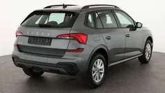 Gebraucht 2025 Skoda Kamiq Selection SUV | 27.045 € (Fairer Preis)