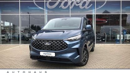 Nuevo Ford Tourneo Titanium 170 CV (125 kW) 2026 Azul Monovolumen