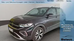 Deep black perleffekt (schwarz), perleffekt Gebraucht 2024 VW T-Cross Style SUV | 24.900 € (Fairer Preis)