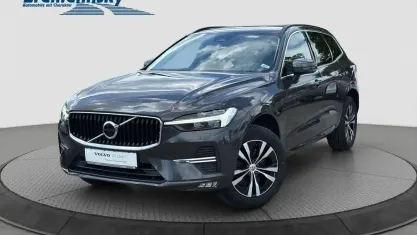 Gebraucht Volvo XC60 Momentum 197 PS (144 kW) 2022 Grau SUV