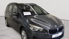 Mineralgrau metallic Gebraucht 2021 BMW 218 Gran Tourer Performance Van / Kleinbus | 19.590 € (Fairer Preis)