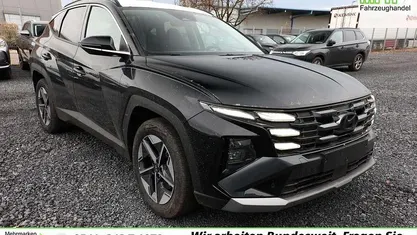 Abyss black mineralef... Neu 2025 Hyundai Tucson Trend SUV | 28.856 € (Guter Preis)