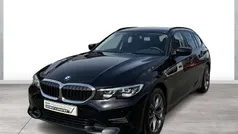 Schwarz Gebraucht 2021 BMW 320e Sport Line Kombi | 24.890 € (Guter Preis)