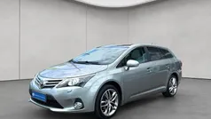 Silber Gebraucht 2012 Toyota Avensis Multidrive S Kombi | 12.980 € (Teuer)