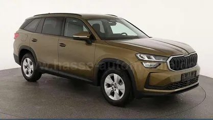 Gebraucht 2025 Skoda Kodiaq Selection SUV | 47.495 € (Fairer Preis)