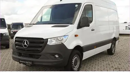 Weiß Gebraucht 2024 Mercedes Sprinter Van | 38.021 € (Superpreis)
