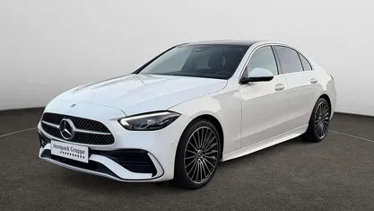 Weiß Gebraucht 2024 Mercedes C300 AMG Limousine | 46.390 € (Fairer Preis)
