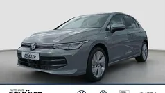 Gebraucht 2024 VW Golf VIII Life Limousine | 26.745 € (Fairer Preis)