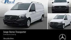 Gebraucht 2023 Mercedes Vito Van / Kleinbus | 33.201 € (Fairer Preis)