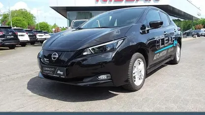 Schwarz Gebraucht 2023 Nissan Leaf Tekna Kleinwagen | 23.989 € (Fairer Preis)