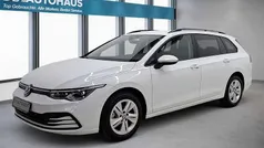 Weiß Gebraucht 2023 VW Golf VIII Life Kombi | 21.260 € (Fairer Preis)