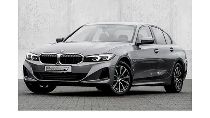 Gebraucht 2022 BMW 320e Shadowline Limousine | 29.690 € (Fairer Preis)