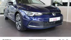 Atlantikblau Gebraucht 2024 VW Golf VIII Move Limousine | 26.580 € (Fairer Preis)