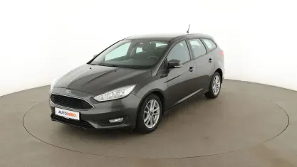 Gebraucht Ford Focus Business Edition 125 PS (91 kW) 2017 Grau Kombi
