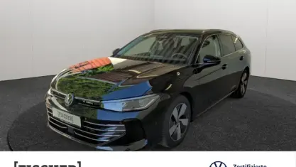 Gebraucht VW Passat Elegance 150 PS (110 kW) 2025 Schwarz Kombi
