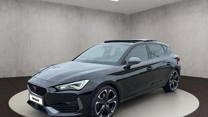 Używany Cupra Leon VZ 245 KM (180 kW) 2024 Czarny Sedan/Limuzyna