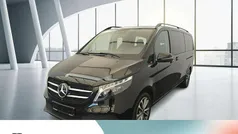 Obsidianschwarz metallic Gebraucht 2023 Mercedes V300 Van / Kleinbus | 59.950 € (Fairer Preis)