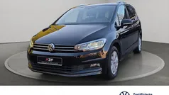 Schwarz Gebraucht 2020 VW Touran Highline Van / Kleinbus | 24.890 € (Fairer Preis)