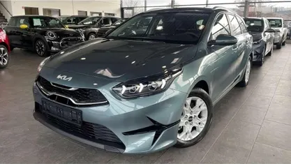 Gebraucht 2025 Kia Ceed Sportswagon Kombi | 22.470 € (Superpreis)