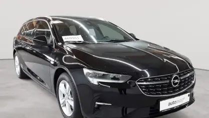 Gebraucht Opel Insignia Business 174 PS (127 kW) 2022 Diamant schwarz metallic Kombi