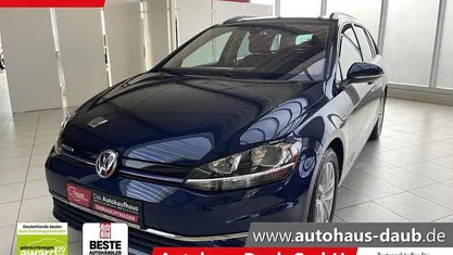 Blau Gebraucht 2017 VW Golf VII Comfortline Kombi | 15.490 € (Fairer Preis)