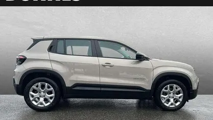Usata Jeep Avenger EV Altitude 114 kW (156 CV) 2023 Beige SUV