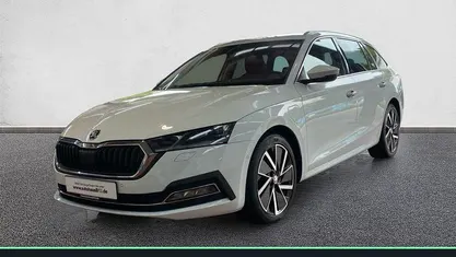 Moonweiß perleffekt Gebraucht 2021 Skoda Octavia Style Kombi | 21.990 € (Fairer Preis)