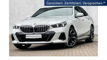 Gebraucht BMW 550e Comfort Edition 489 PS (359 kW) 2025 Limousine