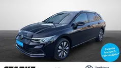 Gebraucht 2024 VW Golf VIII Move Kombi | 28.290 € (Fairer Preis)