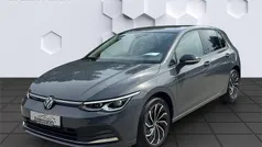 Grau Gebraucht 2023 VW Golf VIII Move Limousine | 23.625 € (Guter Preis)