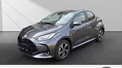 Gebraucht 2025 Toyota Yaris Hybrid Team Limousine | 23.489 € (Fairer Preis)