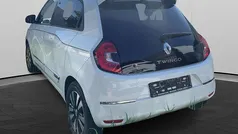 Weiß Gebraucht 2023 Renault Twingo Urban Night Kleinwagen | 13.990 € (Guter Preis)