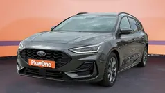 Grau Gebraucht 2024 Ford Focus ST-Line X Limousine | 23.460 € (Guter Preis)