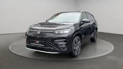 Gebraucht VW Tayron R-line 193 PS (141 kW) 2026 Grenadillschwarz metallic SUV