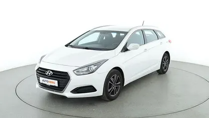 Gebraucht Hyundai i40 Classic 135 PS (99 kW) 2015 Weiß Kombi