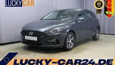 Dark knight gray pearl Neu 2024 Hyundai i30 Comfort Limousine | 20.230 € (Superpreis)