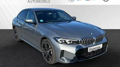 Gebraucht BMW 330e M Sport 292 PS (214 kW) 2025 Limousine