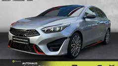 (css) lunarsilber met. Gebraucht 2023 Kia ProCeed GT Kleinwagen | 29.890 € (Fairer Preis)
