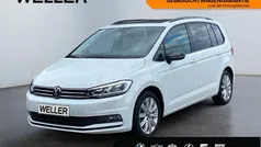Weiss Gebraucht 2022 VW Touran Highline Van / Kleinbus | 31.995 € (Fairer Preis)