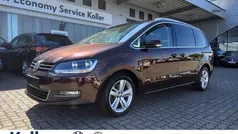 Rot Gebraucht 2017 VW Sharan Van / Kleinbus | 22.970 € (Guter Preis)