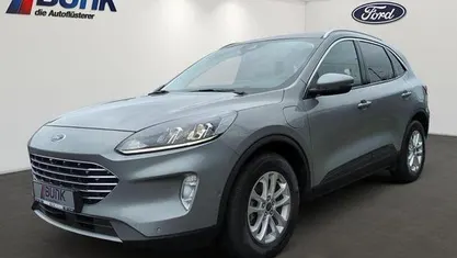 Gebraucht Ford Kuga Titanium 224 PS (164 kW) 2022 Solar silver met SUV