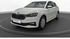 Gebraucht 2025 Skoda Fabia Essence Limousine | 19.344 € (Fairer Preis)