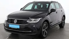 Schwarz Gebraucht 2024 VW Tiguan Move SUV | 34.980 € (Fairer Preis)