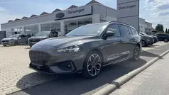 Grau (magneticgraumetallic) Gebraucht 2019 Ford Focus ST-Line Kombi | 16.490 € (Fairer Preis)
