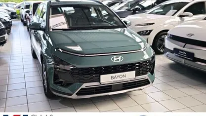 Gebraucht 2024 Hyundai Bayon Trend SUV | 20.990 € (Fairer Preis)