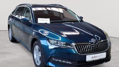 Lavablau metallic Gebraucht 2020 Skoda Superb Ambition Kombi | 21.790 € (Guter Preis)