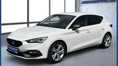 Weiß Gebraucht 2020 Seat Leon FR Limousine | 21.390 € (Fairer Preis)