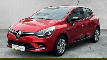 Gebraucht Renault Clio IV LIMITED 73 PS (53 kW) 2018 Rot Limousine
