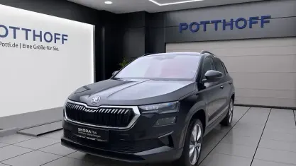 Gebraucht Skoda Karoq Style 116 PS (85 kW) 2023 Blackmagic perleffekt SUV