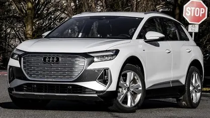 Weiß Gebraucht 2022 Audi Q4 e-tron S-Line SUV | 26.790 € (Superpreis)